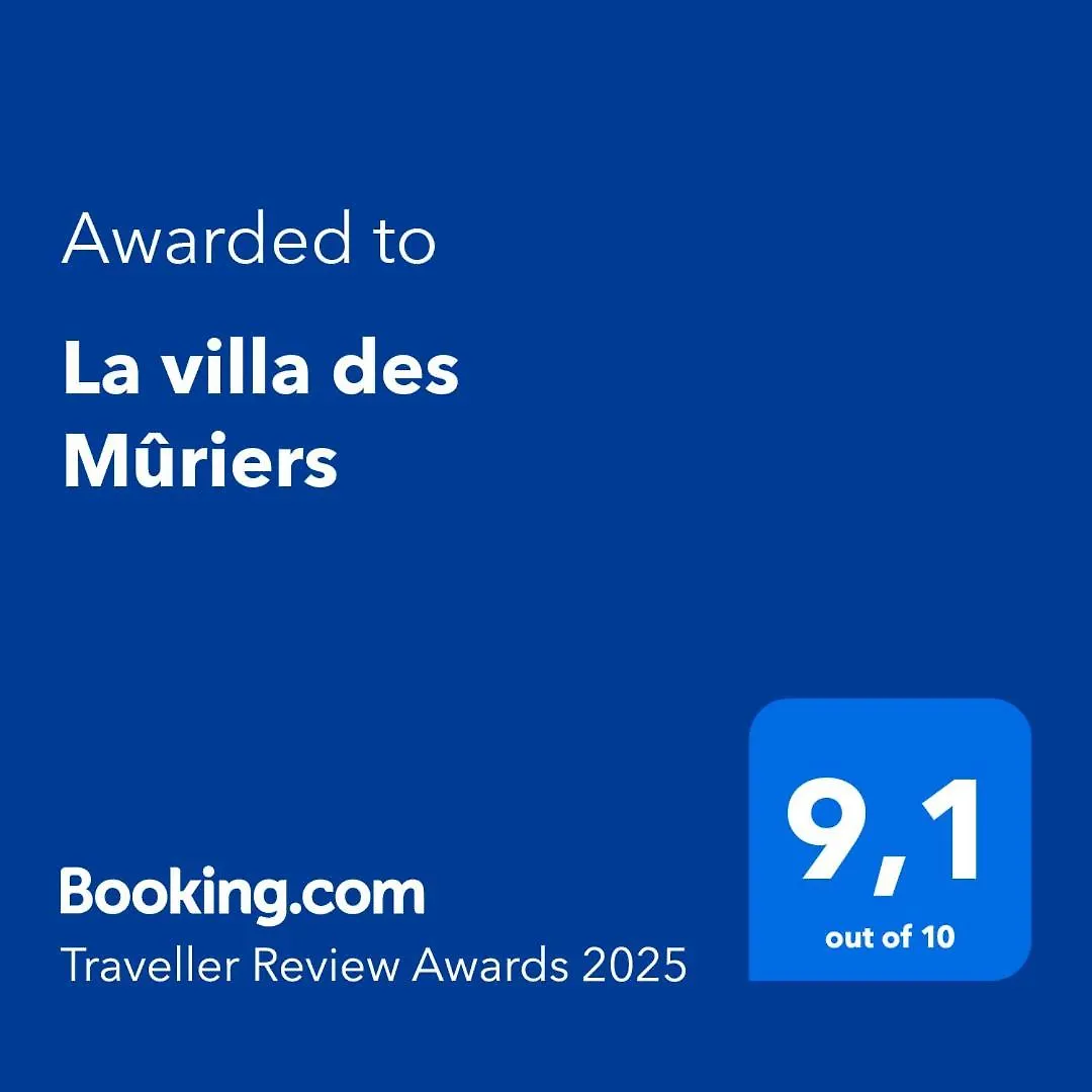La Villa Des Muriers Tres Spacieuse Dans Un Environnement Calme