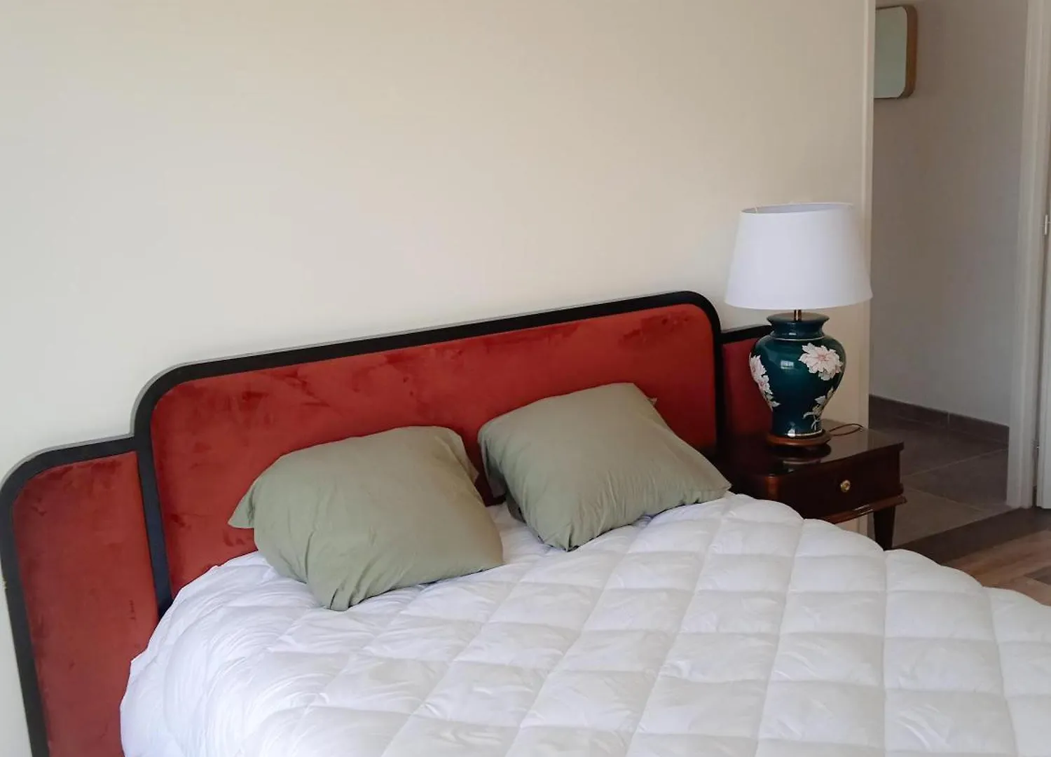 La Villa Des Muriers Tres Spacieuse Dans Un Environnement Calme Malause 0*,